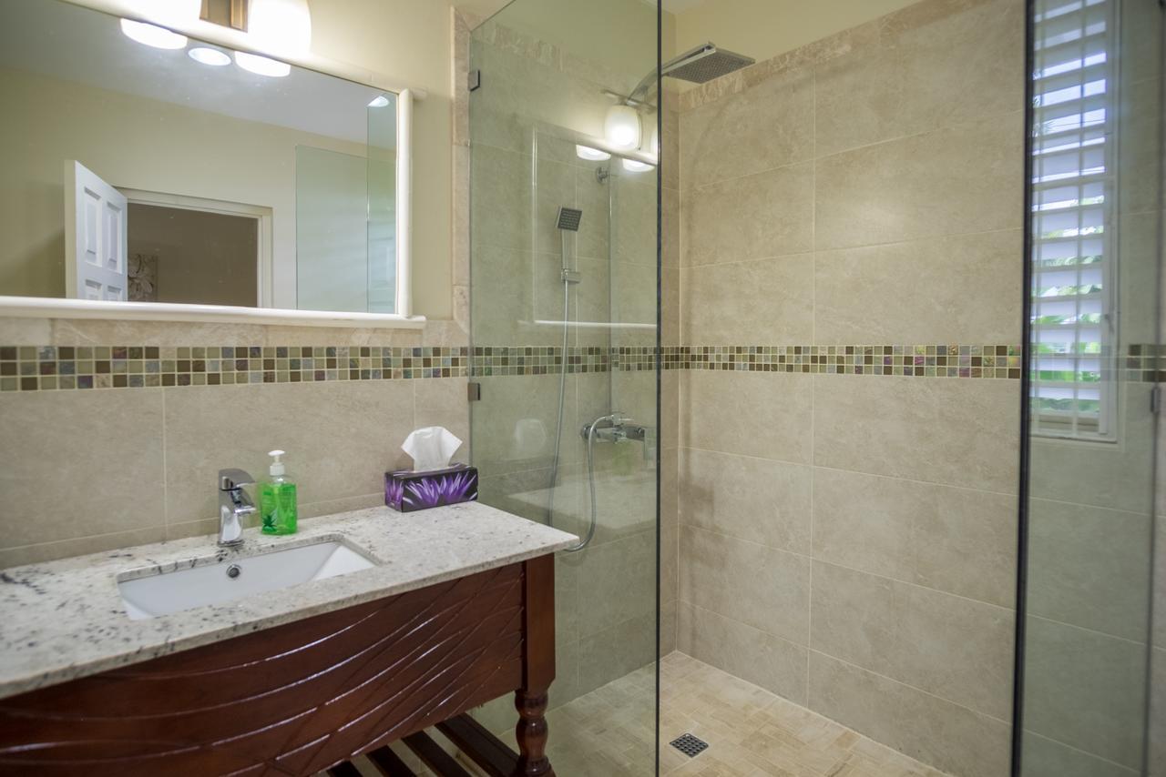 רנאוויי ביי Sunspot Villa מראה חיצוני תמונה