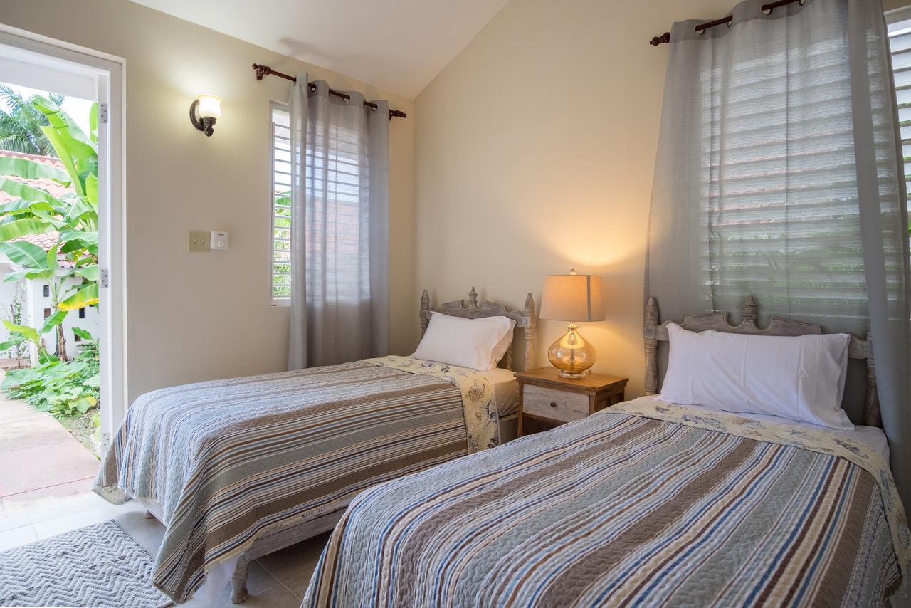 רנאוויי ביי Sunspot Villa מראה חיצוני תמונה